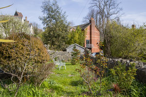 Photo 15- click for photo gallery